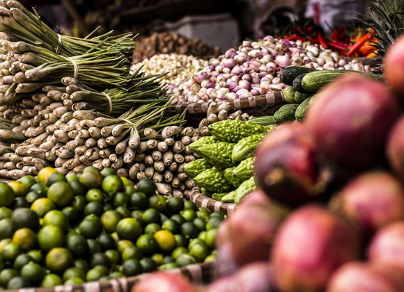 5 Cooking Together: Organic Spices